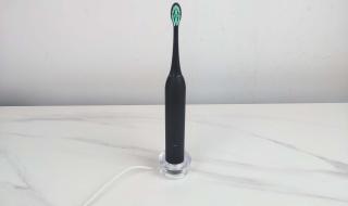 电动牙刷使用正确方法 电动牙刷的正确使用方法